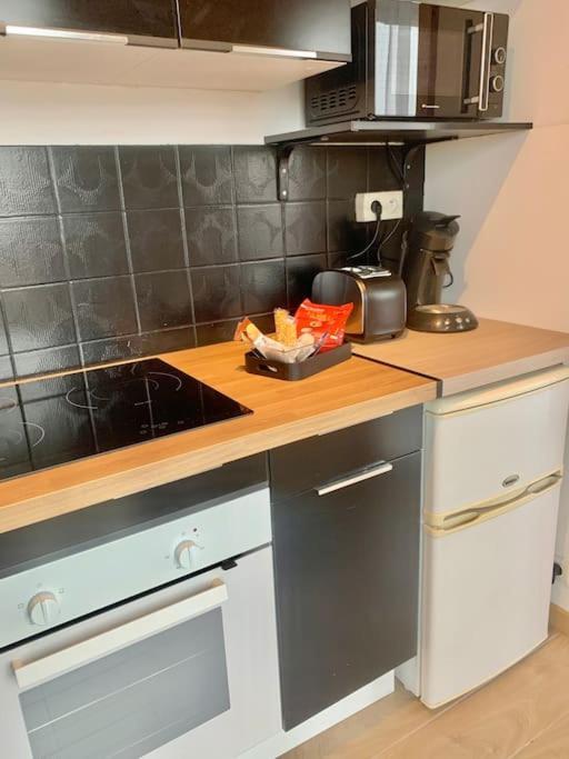 Lumineux Et Cosy, Avec Parking, 2 Mn Gare, 2Mn Muse, 5Mn Centre Apartment Metz Bagian luar foto